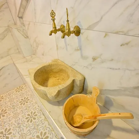 Aura Luxury-modern Stylish For 6 Peeople 빌라 페티예