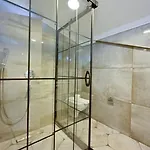 Aura Luxury-modern Stylish For 6 Peeople Villa *