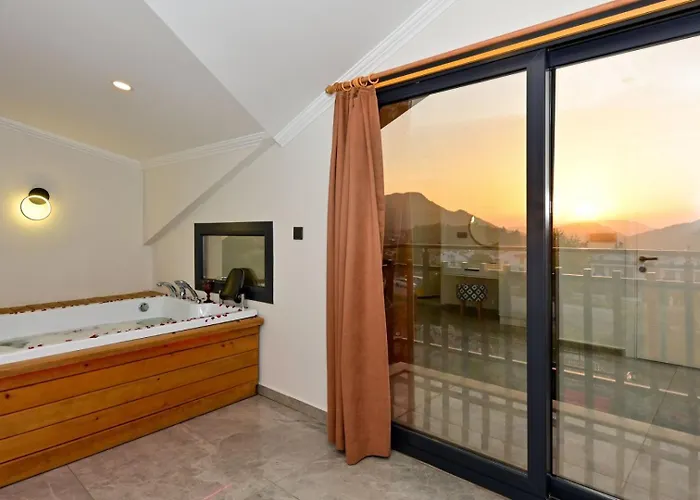 Aura Luxury-modern Stylish For 6 Peeople Villa