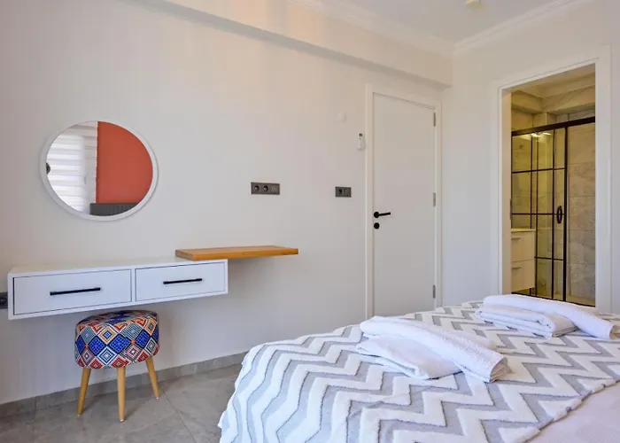 Aura Luxury-modern Stylish For 6 Peeople *