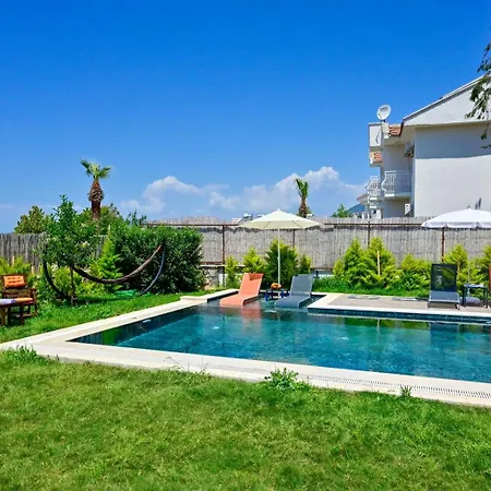 Aura Luxury-modern Stylish For 6 Peeople Vilă *