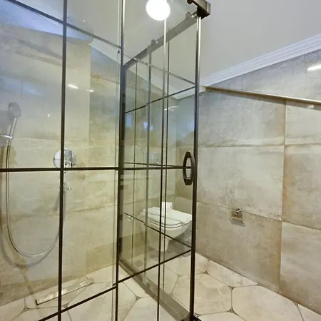 Aura Luxury-modern Stylish For 6 Peeople Vilă *