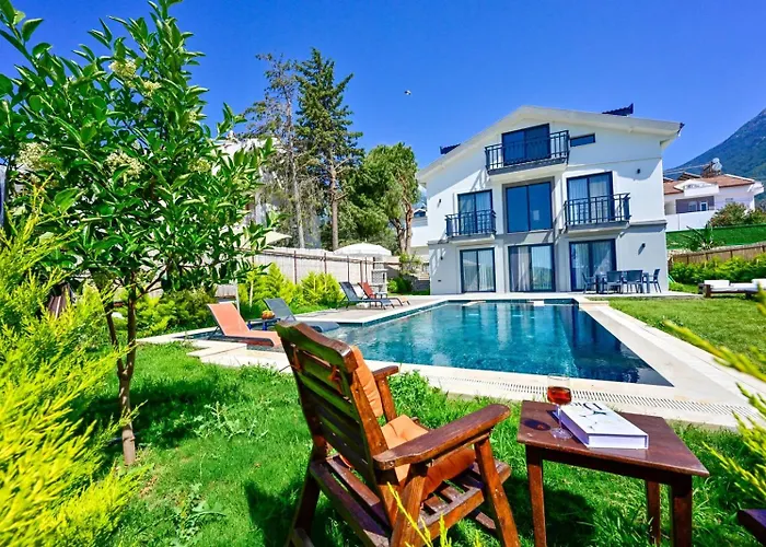 Villa Aura Luxury-modern Stylish For 6 Peeople